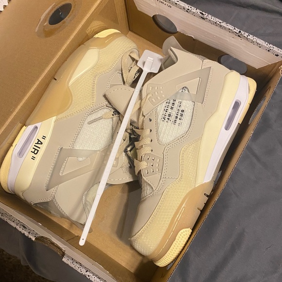 Jordan Shoes - Jordan 4’s off white